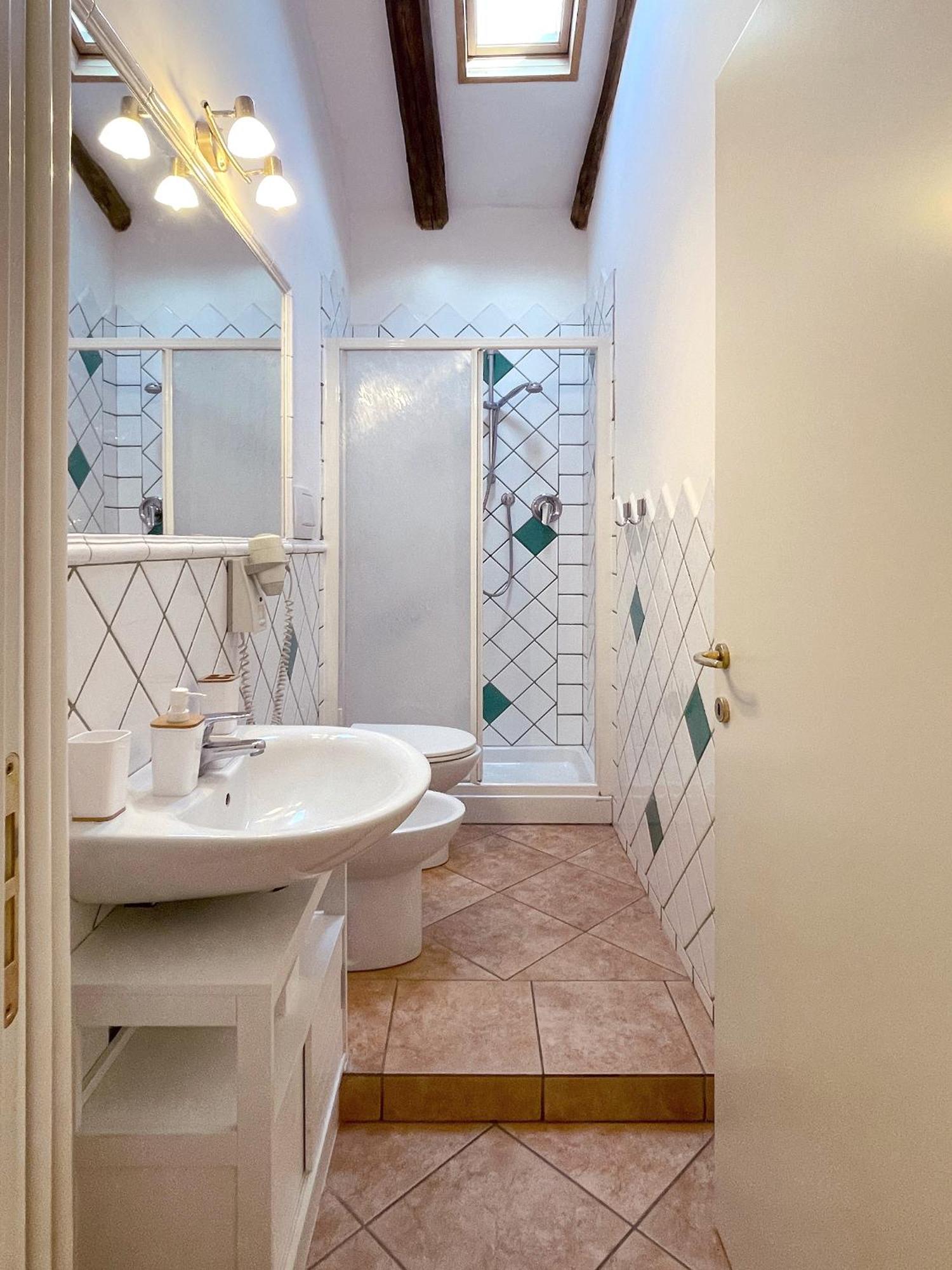 Int 4 - Suite Edoardo By Residence San Luca 博洛尼亚 外观 照片